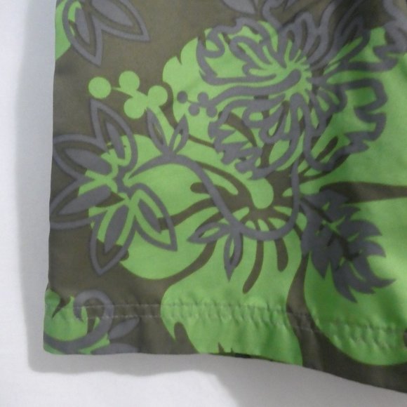 OLD NAVY | size 10 | Tropical Plant Swim Shorts | Mesh Lining - Picture 6 of 15